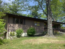 Gift_Shop_Building.jpg